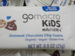 lot 222 image: 145 Gomacro Kids Oatmeal Chocolate ...