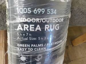 lot 232 image: Hampton Bay 5 ft x 7 ft IndoorOutd...