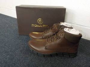 lot 301 image: Roma Rio Coffee size 7.5 Boots...