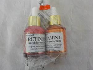 lot 18 image: NeoGold Serum...