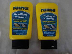 lot 69 image: 2 - 5 oz Bottles Rain-X Headlight R...
