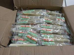 lot 365 image: 10.5 Box Frozen Land o Lakes String...