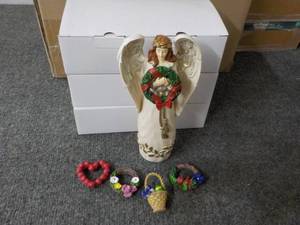 lot 383 image: 3 Sets of 9 tall Angels with 5 Sea...