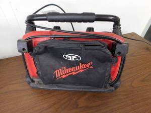 Milwaukee Job Site Radio