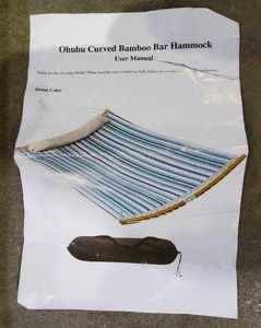 lot 99 image: Ohuhu curved bamboo bar hammock with case.
