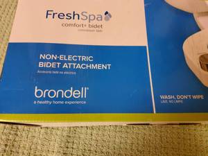 lot 82 image: Fresh Spa, non-electric Bidet Attachment.