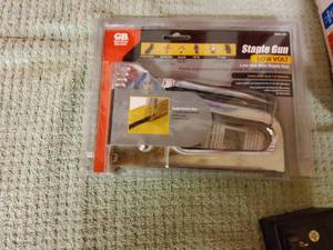 lot 115 image: Mixed lot of Staplers