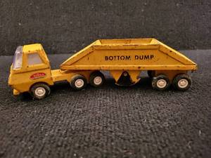 lot 111 image: Tonka Bottom Dump