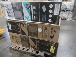 lot 104 image: WHOLESALE MIXED PALLET OF MISCELLANEOUS TUBS - SCRATCH AND DENT - FOR SCRAPREPAIRRESTORE