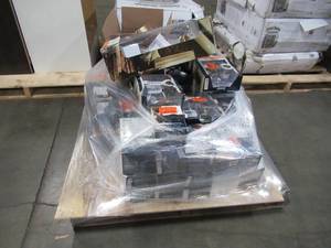 lot 316 image: WHOLESALE MIXED PALLET OF MISCELLANEOUS HARDWARE