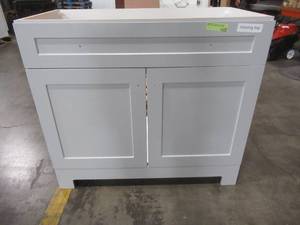 lot 328 image: Everdean 36.5 in. W x 19 in. D x 34 in. H Vanity in Pearl Gray.