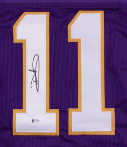 lot 20 image: Minnesota Vikings Great Dante Culpepper Signed Purple Pro Style Jersey Beckett Authenticated