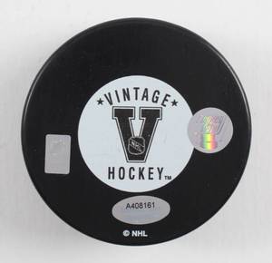 lot 35A image: Dino Ciccarelli Signed North Stars Logo Hockey Puck Inscribed H.O.F 2010 Schwartz Sports COA & Frozen Pond Hologram