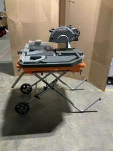 RIGID 10 in. Wet Tile Saw with Stand. See Pictures