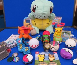 POKEMON COLLECTABLES