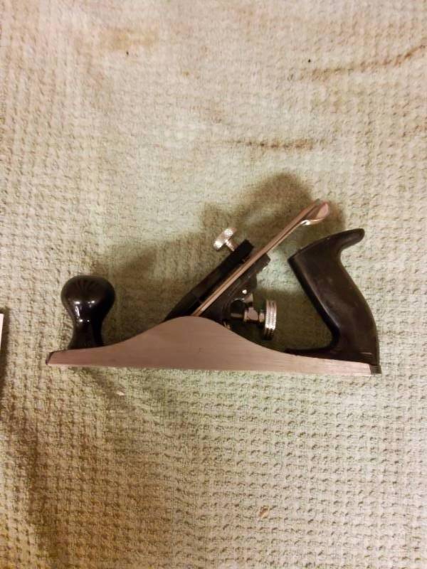Buck Bros. 9 in adjustable bench planner.