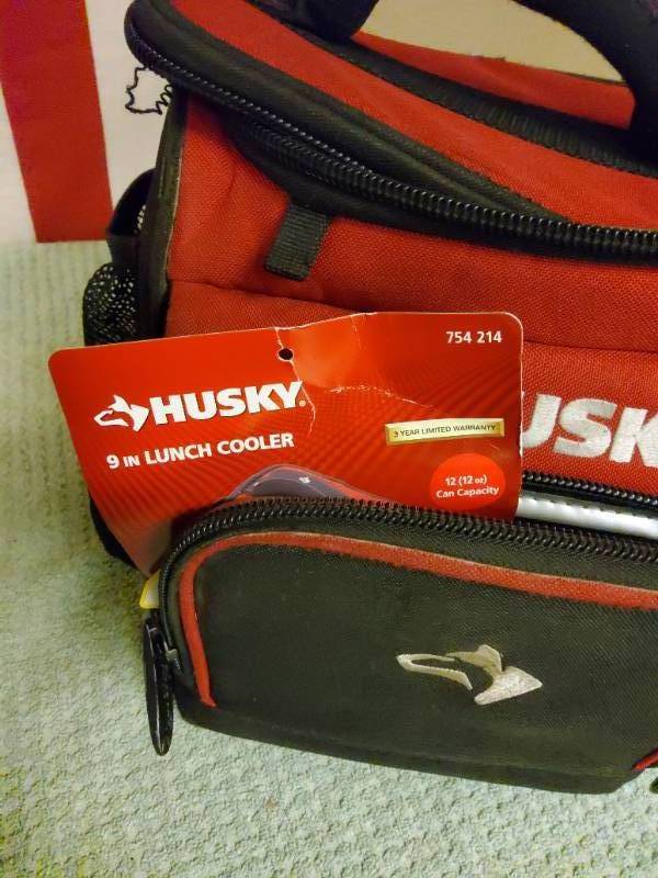 Husky 9 in lunch cooler