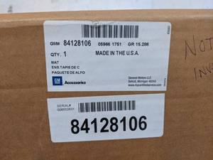 lot 137 image: NEW OPEN BOX - 2017-2020 GMC Acadia Front Floor Mats - Part No. 84128106