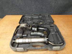 lot 75 image: Cordless Grease Gun w Charger and (2) Batteries - Untested - NO SHIPPING