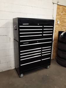 lot 49 image: Masterforce Tool Chest - 19 Drawer - 42 Wide - Nice Condition - NO SHIPPING