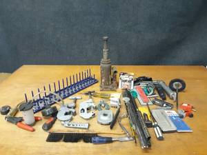 lot 90 image: Large Lot of Tools and Garage Items - NO SHIPPING