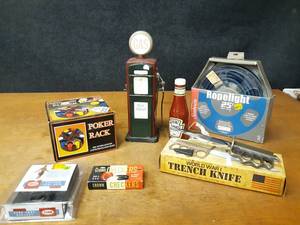 lot 116 image: WW1 Trench Knife, Poker Set, Ropelight and More