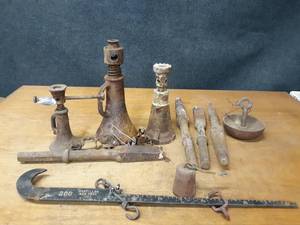lot 120 image: Lot of Screw Jacks, Balance Scale, Jack Hammer Bits and Boat Anchor - NO SHIPPING