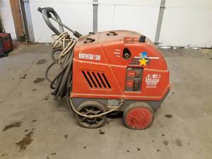 lot 185 image: Northstar Electric Pressure Washer - NO SHIPPING