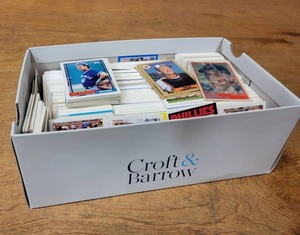 lot 314 image: Lot of Baseball Cards - Mostly 80s and 90s