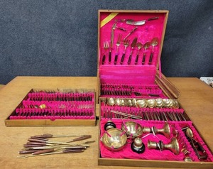 lot 44 image: Vintage 50s or 60s 170 Piece JAMES Bronzeware Flatware Set