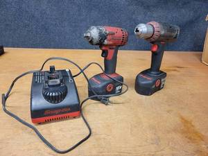 lot 42 image: SNAP-ON 18V 38 Impact and 12 Drill - Includes (2) 18V Batteries and Charger - Both are in Working Condition