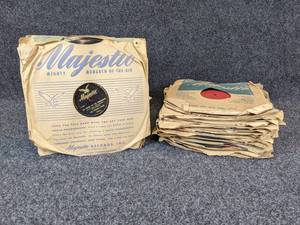 lot 250 image: Lot of Over (40) Vintage Records - Curly Wiggins, Glenn Miller, Johnny Desmond, Jimmy Durante, Eddy Howard, and More NO SHIPPING