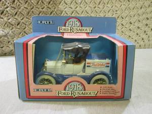 lot 36 image: (F-0) Ertl 1918 Ford Runabout 125 ...