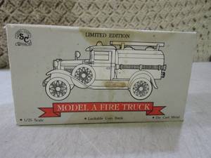 lot 56 image: (EC1) Die Cast Metal Model A Fire T...
