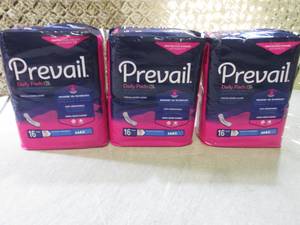 lot 70 image: (BS) 3 Packs of Prevail Daily Pads ...