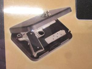lot 73 image: (BSB) Secure It Full Size Handgun L...