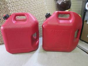 lot 76 image: (EW3) 2 5 Gallon Gas Cans...