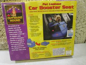 lot 86 image: (D-2) Pet Lookout Car Booster Seat ...