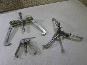 lot 92 image: (BS) Lot of 3 Pullers...