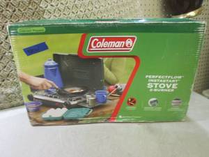 lot 105 image: (EW3) Coleman Perfectflow Instastar...