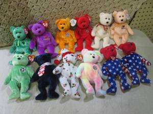 lot 136 image: (BSB) Assorted TY Beanie Babies Bea...