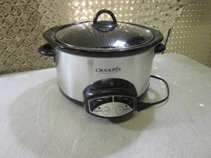 lot 143 image: (BSB) Crock-Pot Slow Cooker ...