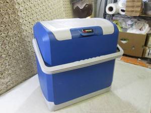 lot 160 image: (BSB) Wagan Tech 12V Cooler...