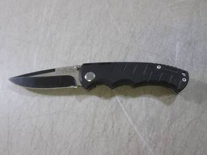 lot 191 image: (CNTR) Rock River Folding Knife wit...