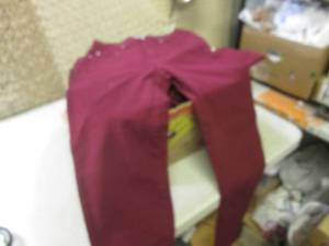 lot 210 image: (RM1) Box Full of Ladies Burgandy J...