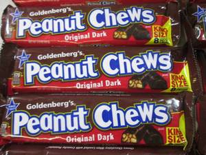 lot 300 image: (B-3) 18 King Size Peanut Chews Ori...