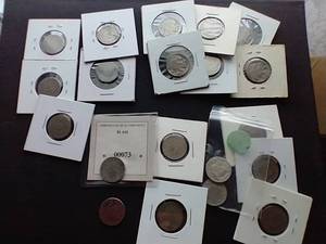 lot 44 image: Mixed Nickel Lot - Shield Nickels, V Nickels & Buffalo Nickels