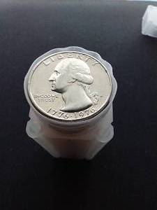 lot 49 image: $10 Roll of Bicentennial Quarters