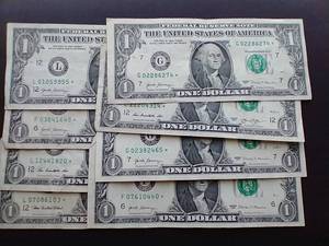 lot 59 image: 8 Star Note $1 Bills