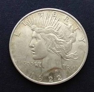 lot 66 image: 1922-D Peace Dollar